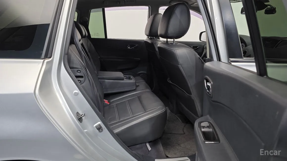 Renault QM5