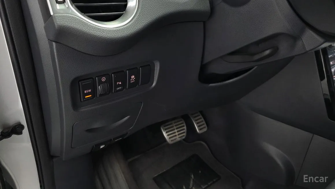 Renault QM5