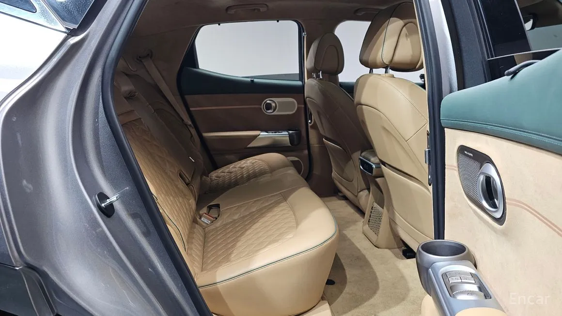 Genesis GV60