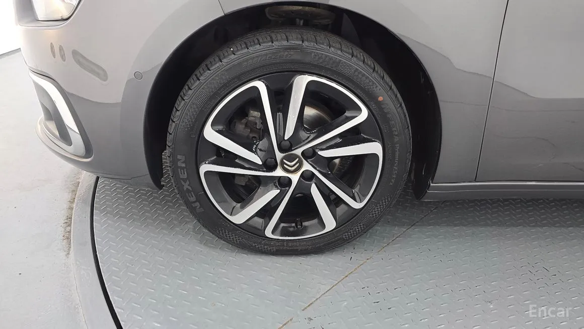 Citroen-DS C4 SpaceTourer