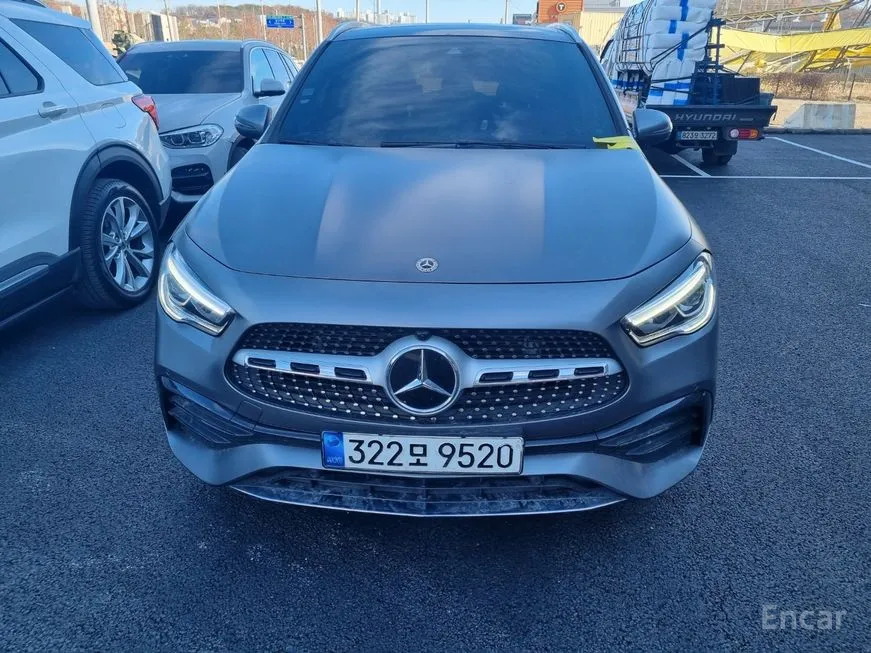 Mercedes-Benz GLA-Class