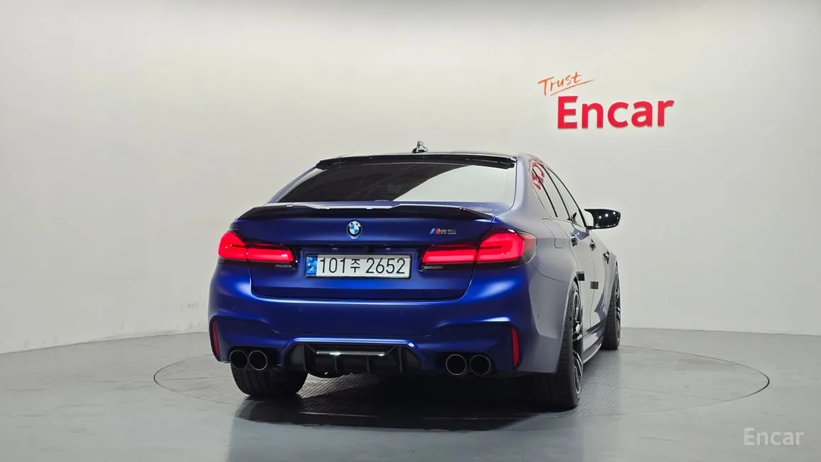 BMW M5