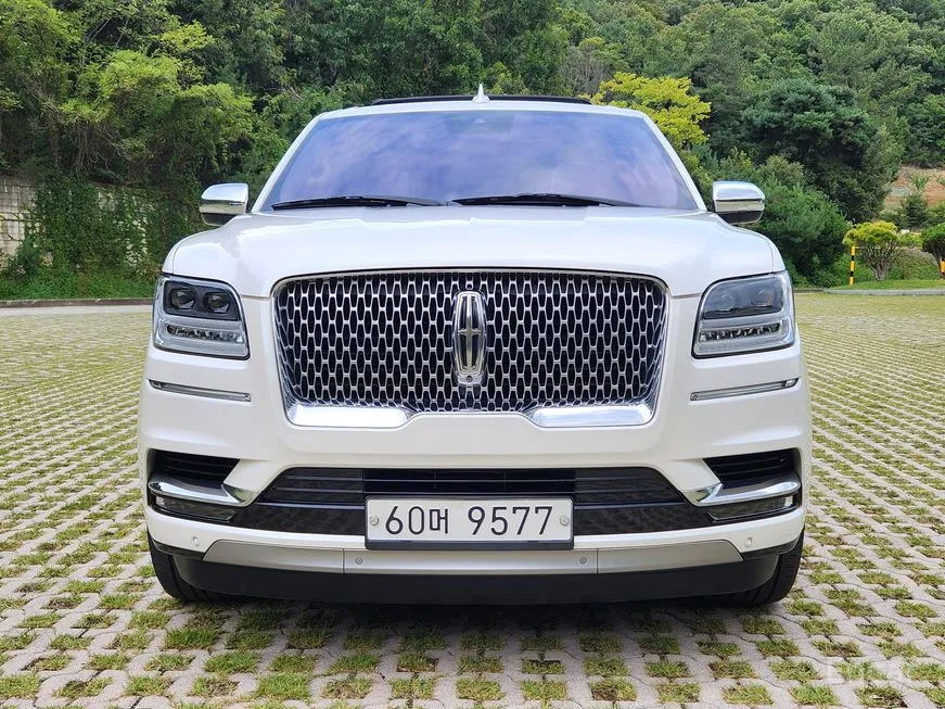 Lincoln Navigator