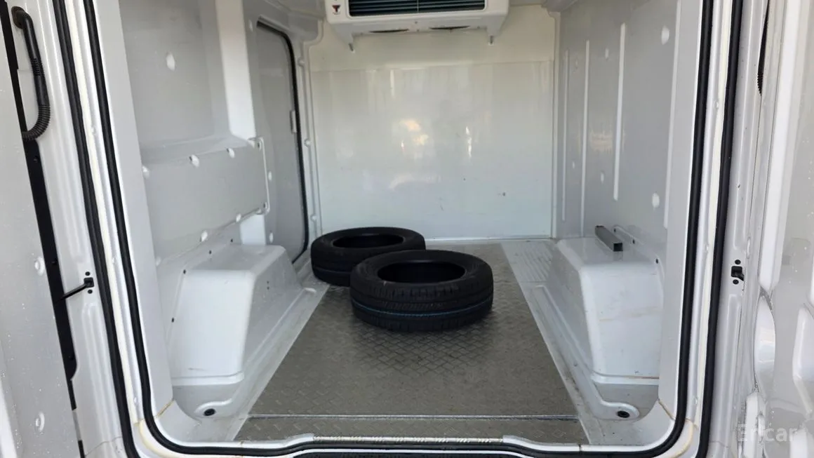 Hyundai ST1