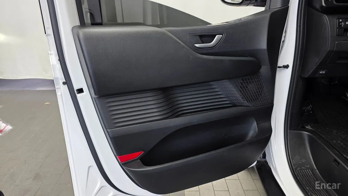 Hyundai ST1