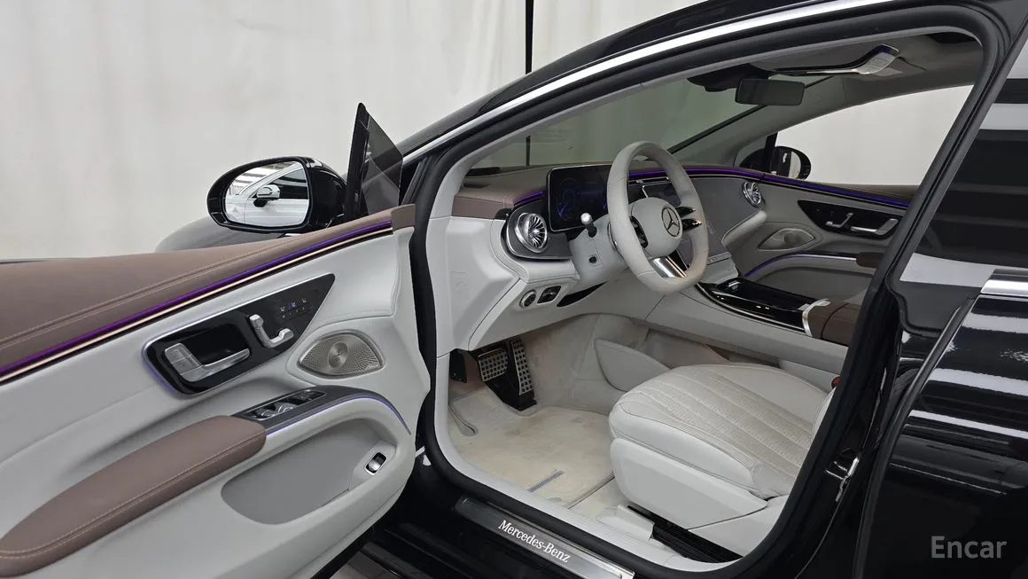 Mercedes-Benz EQS