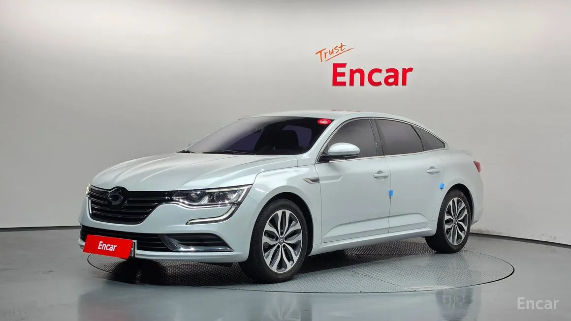 Renault SM6