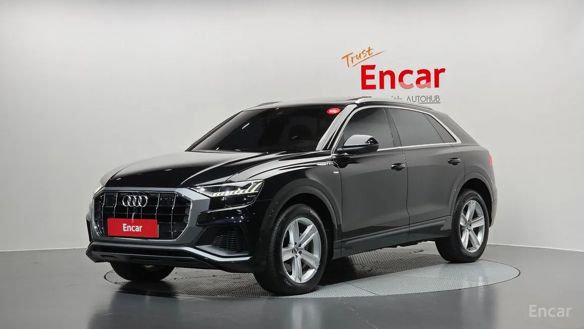 Audi Q8