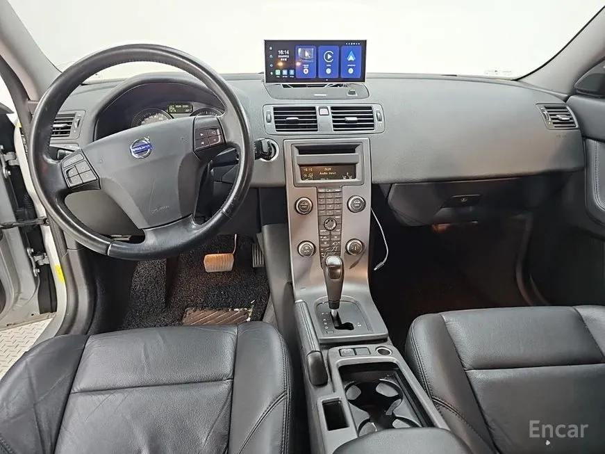 Volvo S40