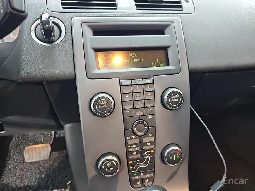 Volvo S40