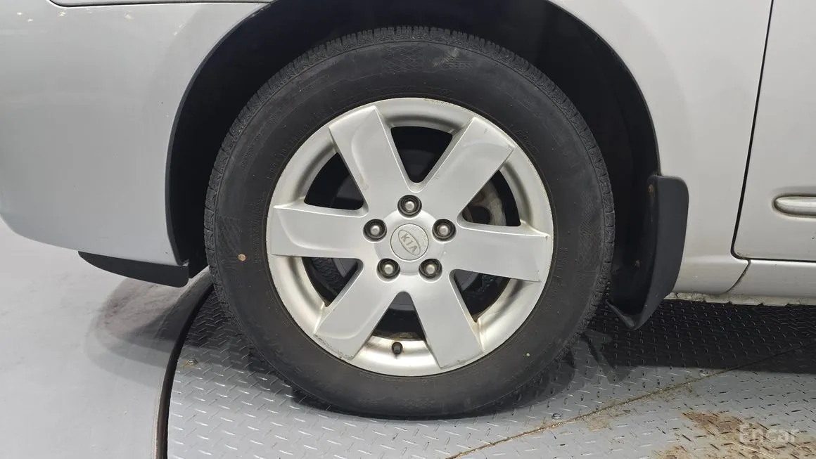 Kia Carens