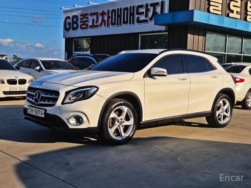 Mercedes-Benz GLA-Class