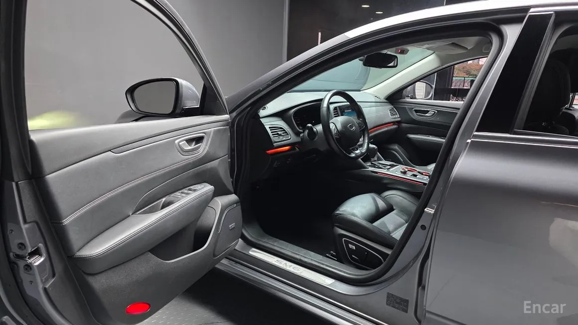 Renault SM6