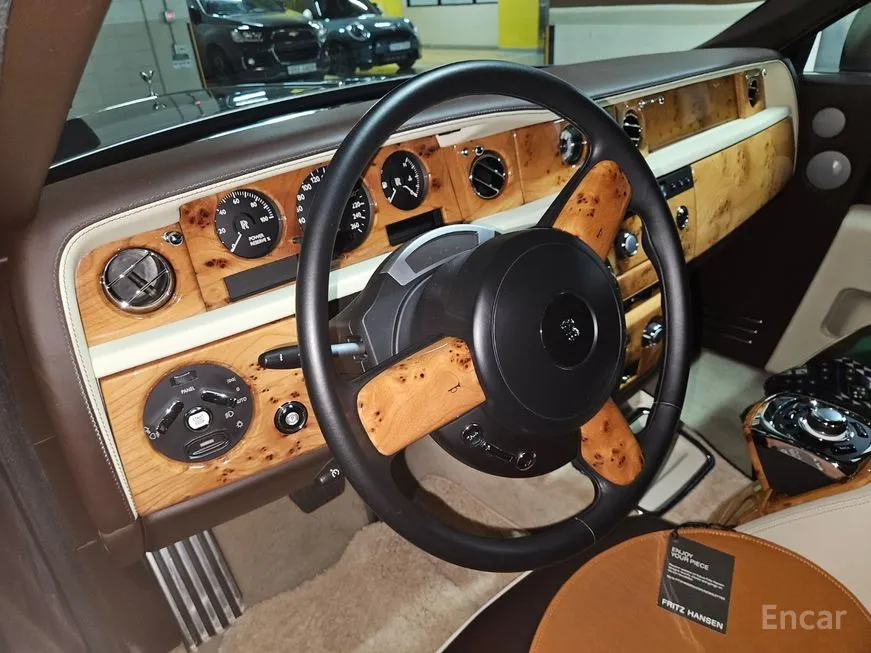 Rolls-Royce Phantom