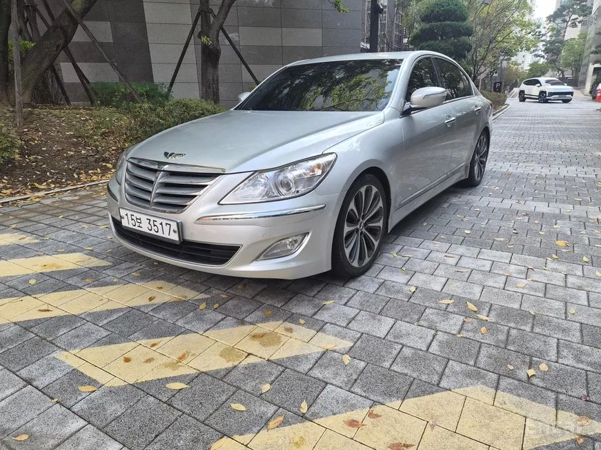 Hyundai Genesis