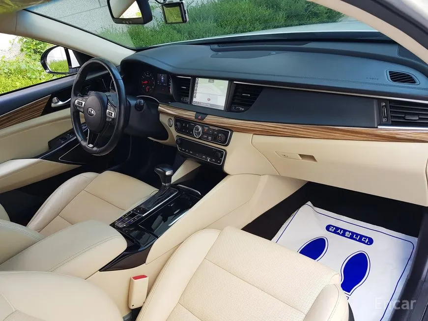 Kia K7