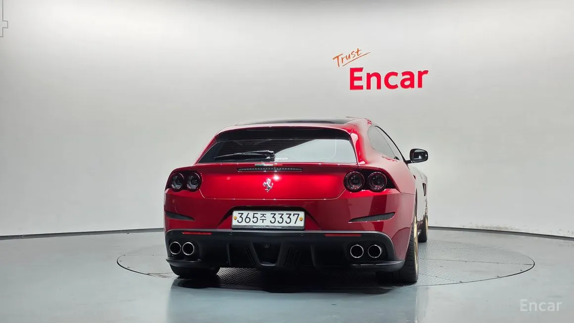 Ferrari GTC4 Lusso