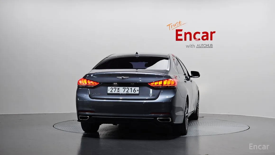Hyundai Genesis