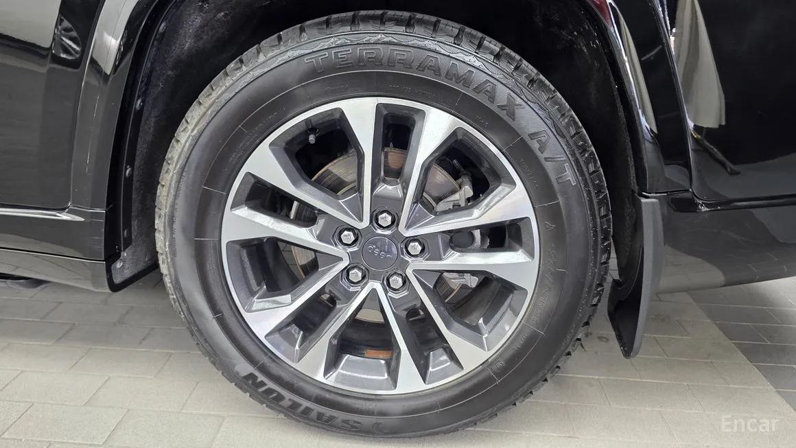 Jeep Cherokee
