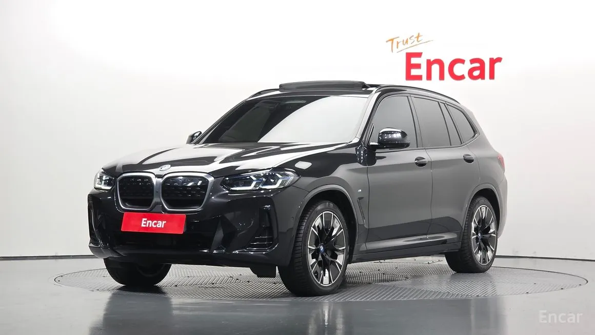 BMW iX3