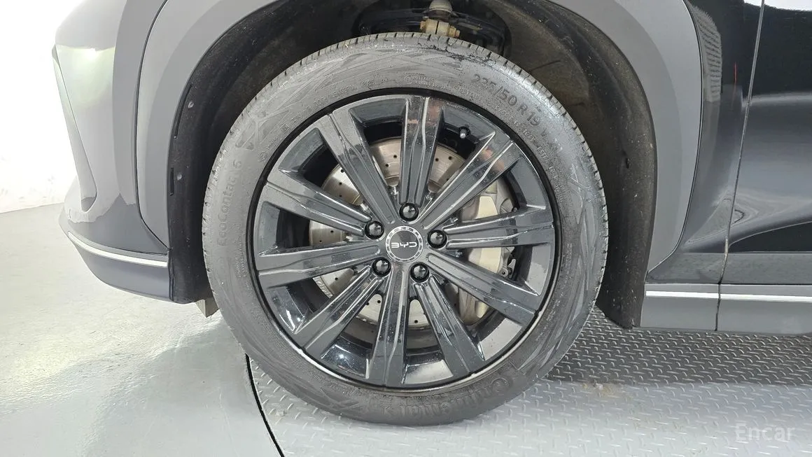 BYD Sealion 7
