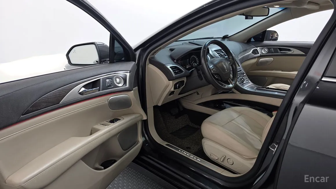 Lincoln MKZ