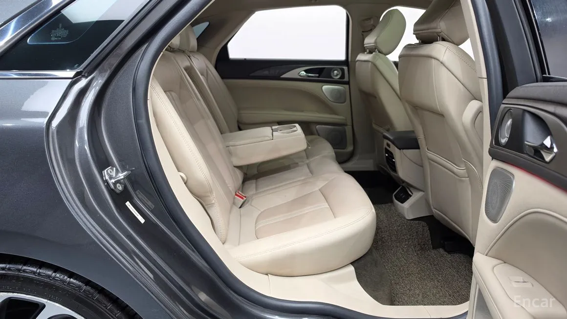 Lincoln MKZ