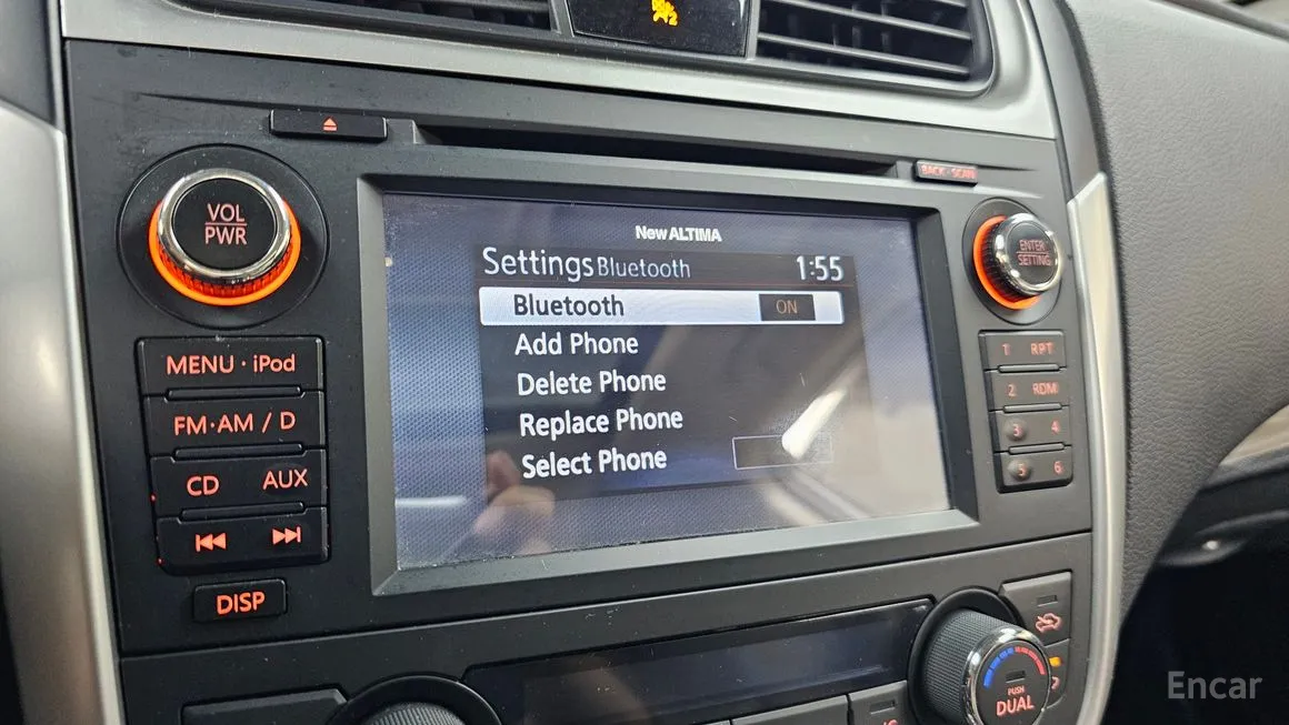 Nissan Altima