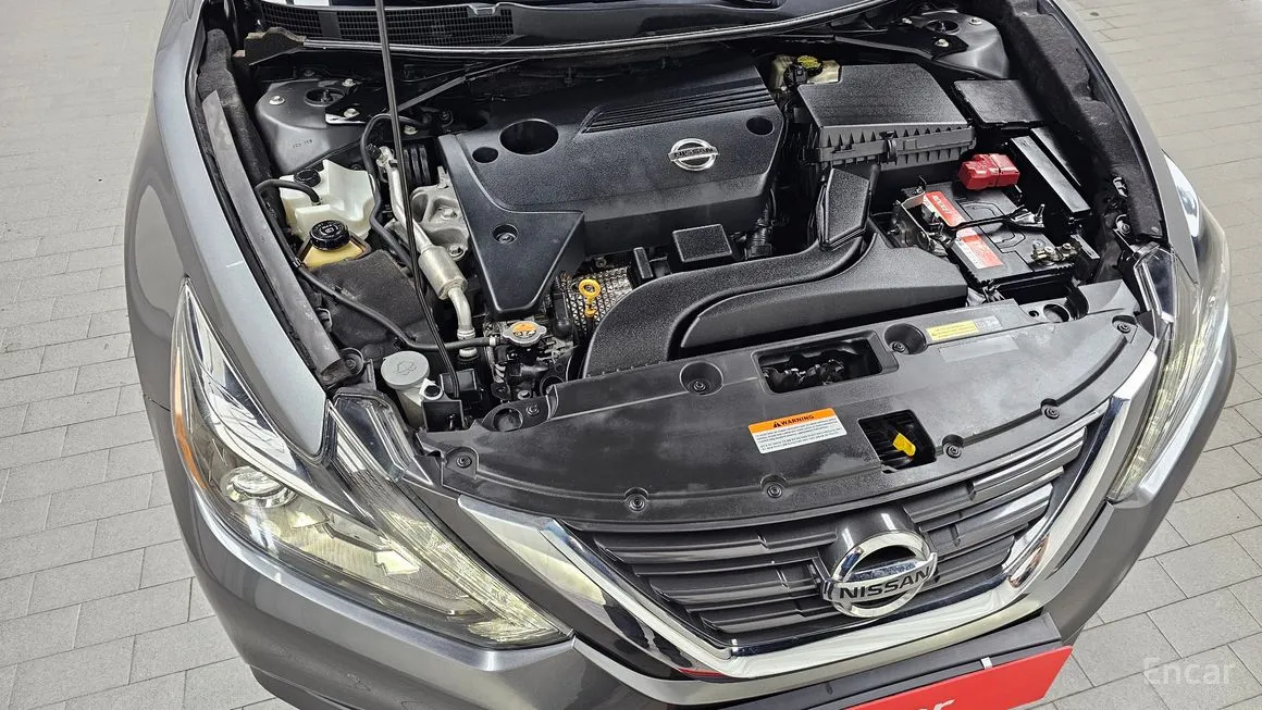 Nissan Altima