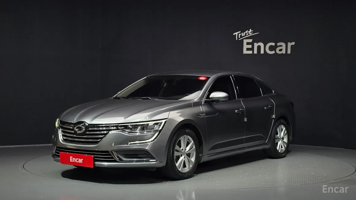 Renault SM6