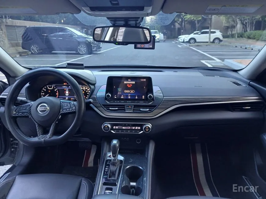 Nissan Altima