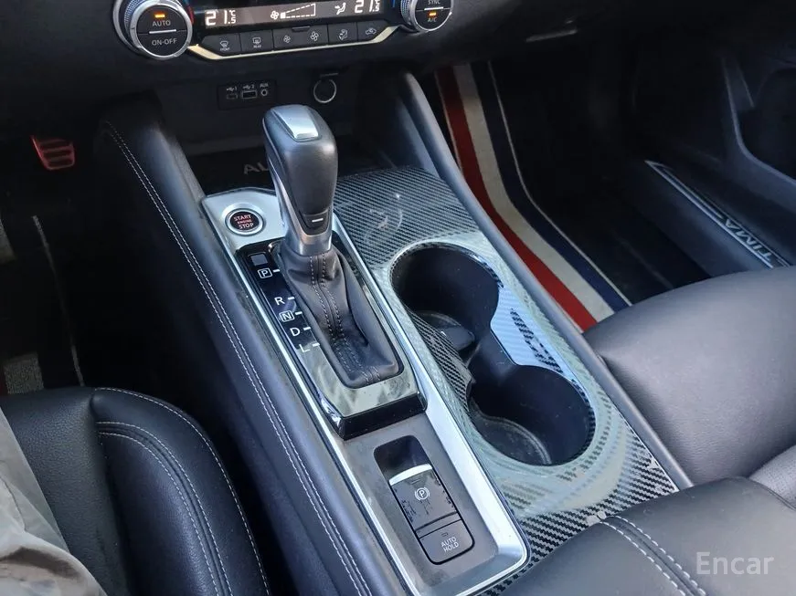 Nissan Altima