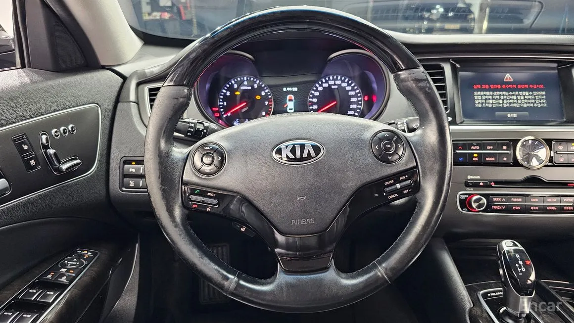 Kia K9