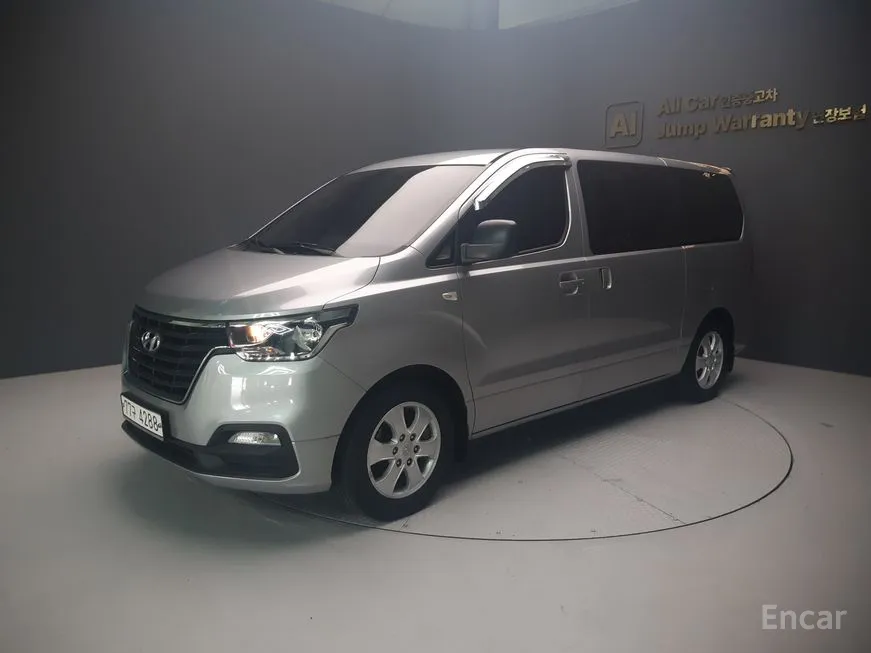 Hyundai Starex