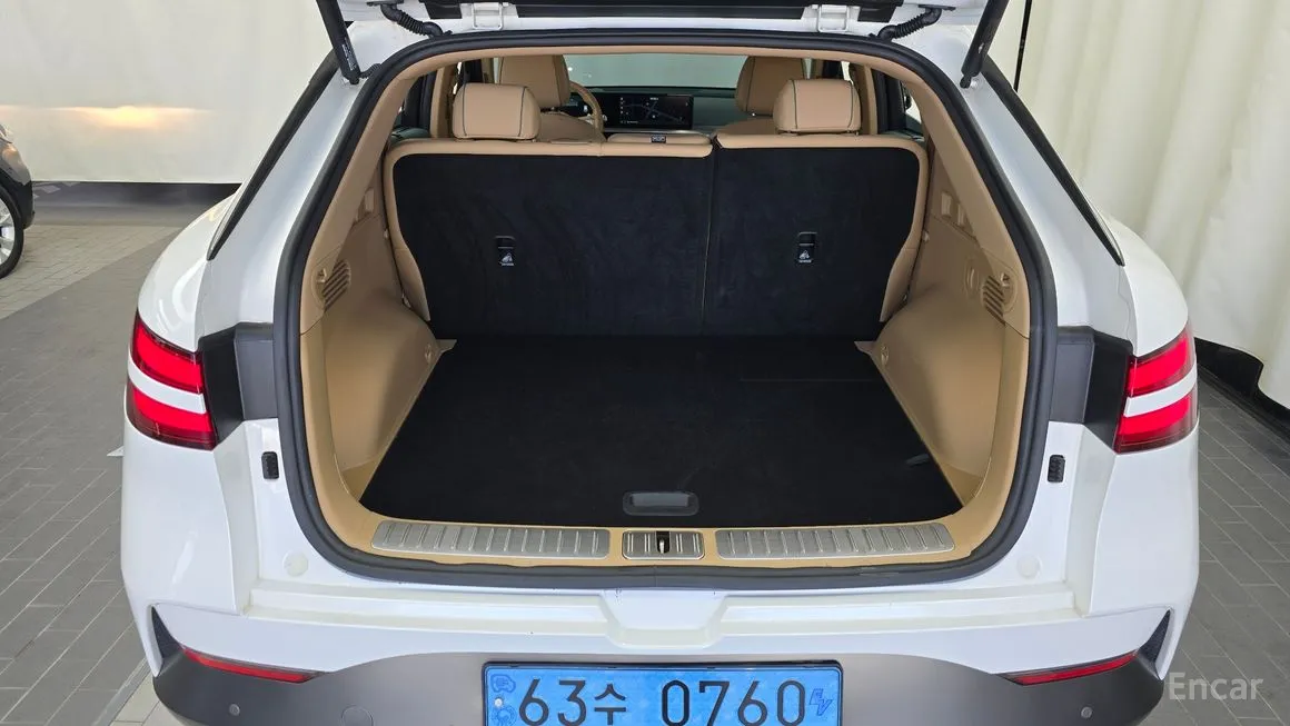 Genesis GV60