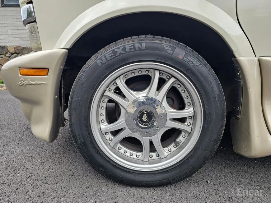 Chevrolet Astro Van