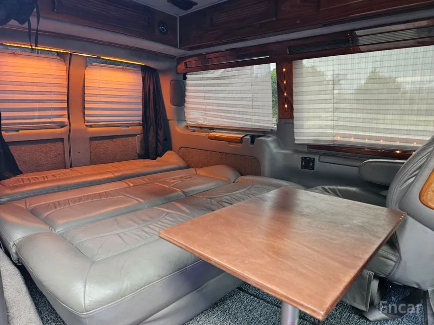 Chevrolet Astro Van