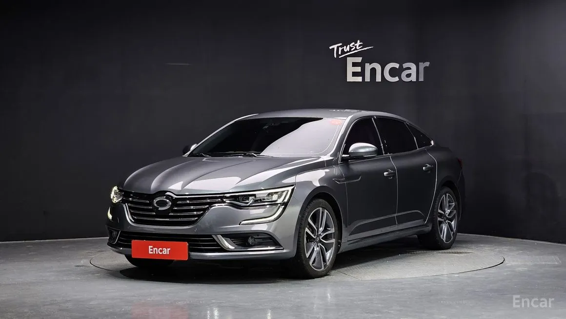 Renault SM6