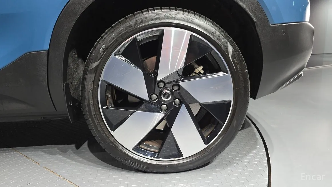 Volvo C40