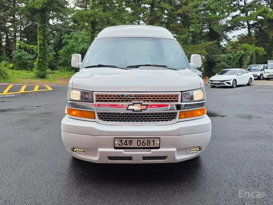 Chevrolet Express Van