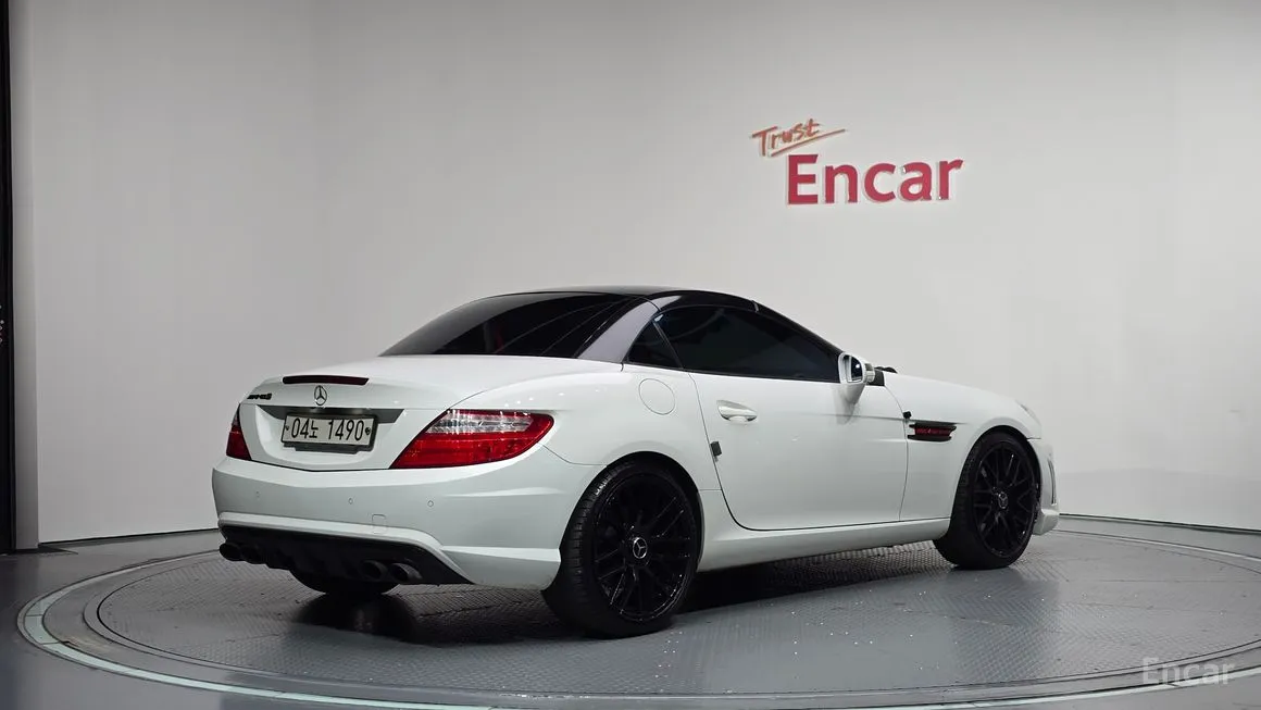 Mercedes-Benz SLK-Class