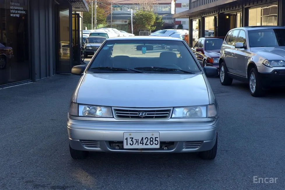 Hyundai Excel
