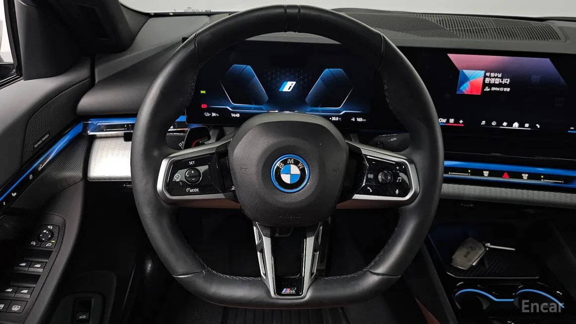 BMW i5