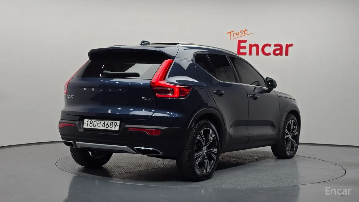 Volvo XC40