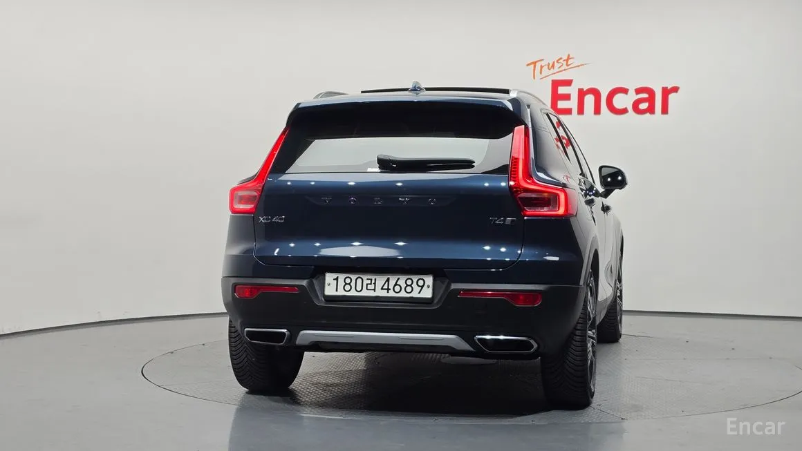 Volvo XC40