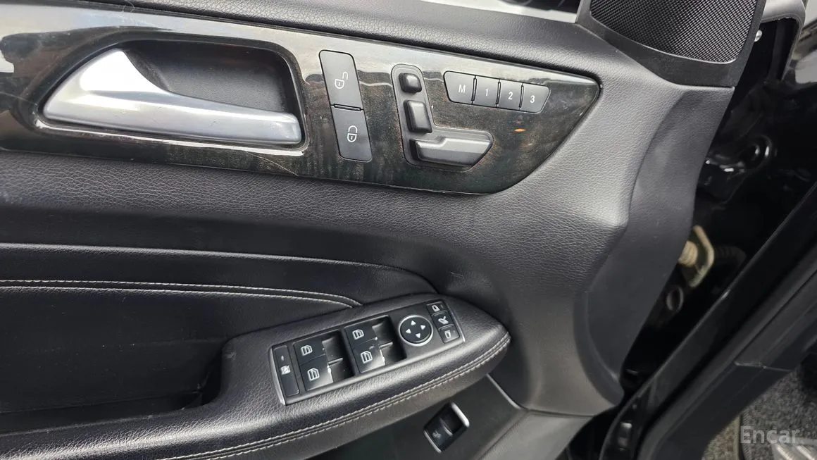 Mercedes-Benz M-class