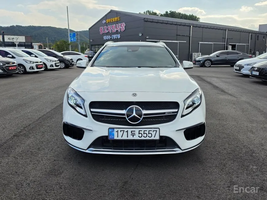 Mercedes-Benz GLA-Class