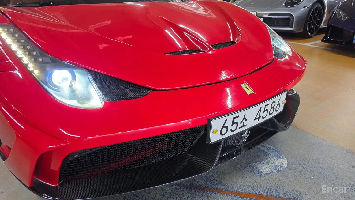 Ferrari 458