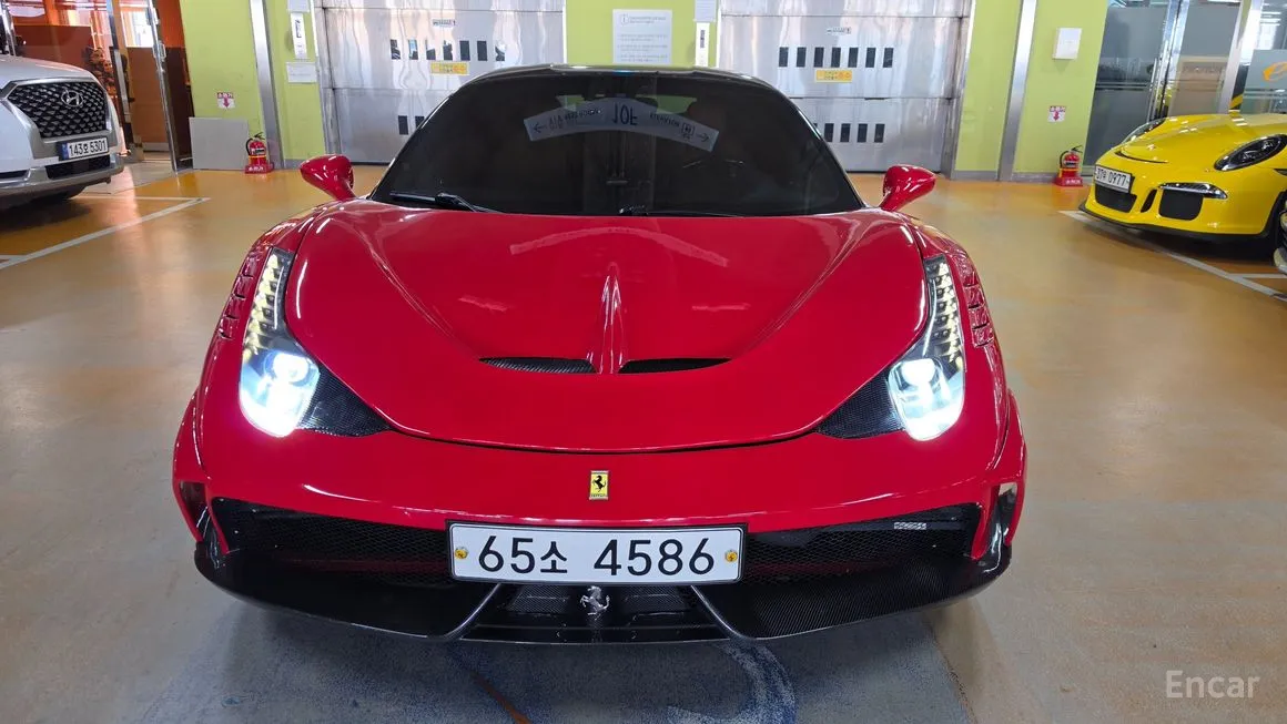 Ferrari 458