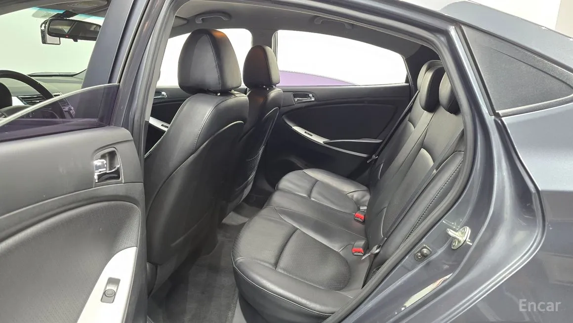 Hyundai Accent